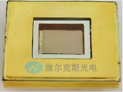 氮化铝镓紫外日盲探测器